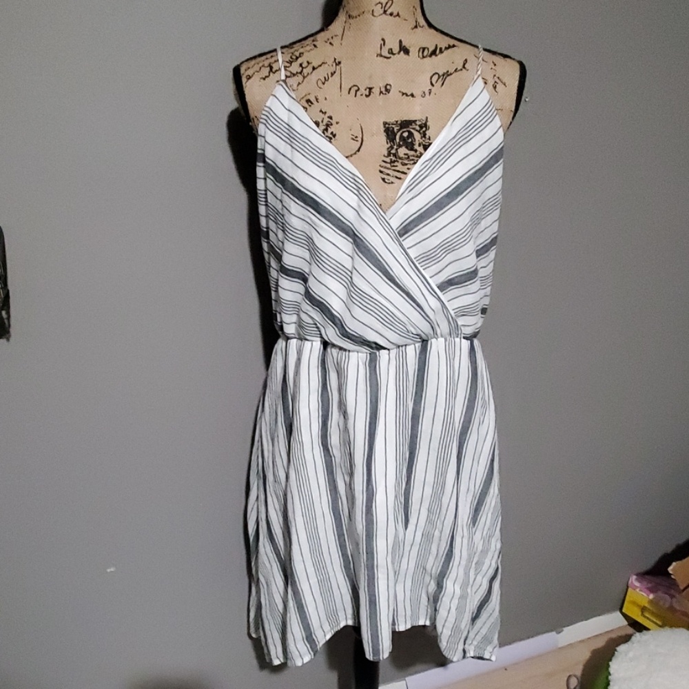 Grey and white flowy sundress